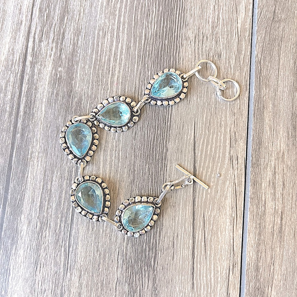 Ice Blue Quartz Bracelet - Picture 5 of 5